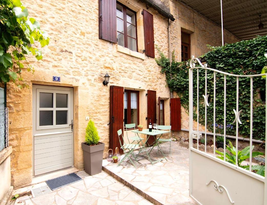 Cozy Cottage With Garden In Sarlat Medieval Centre Sarlat-la-Canéda Exterior foto